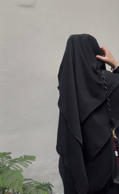Amira embroided abaya Khimar set